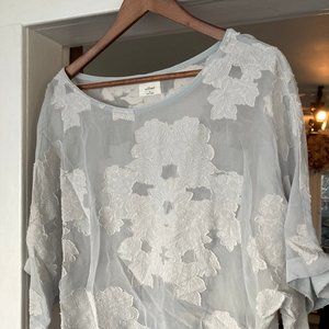 WILFRED POWDER BLUE WIDE-NECK CROP TOP, WITH FLORAL APPLIQUE, "BLAYZE T-SHIRT"